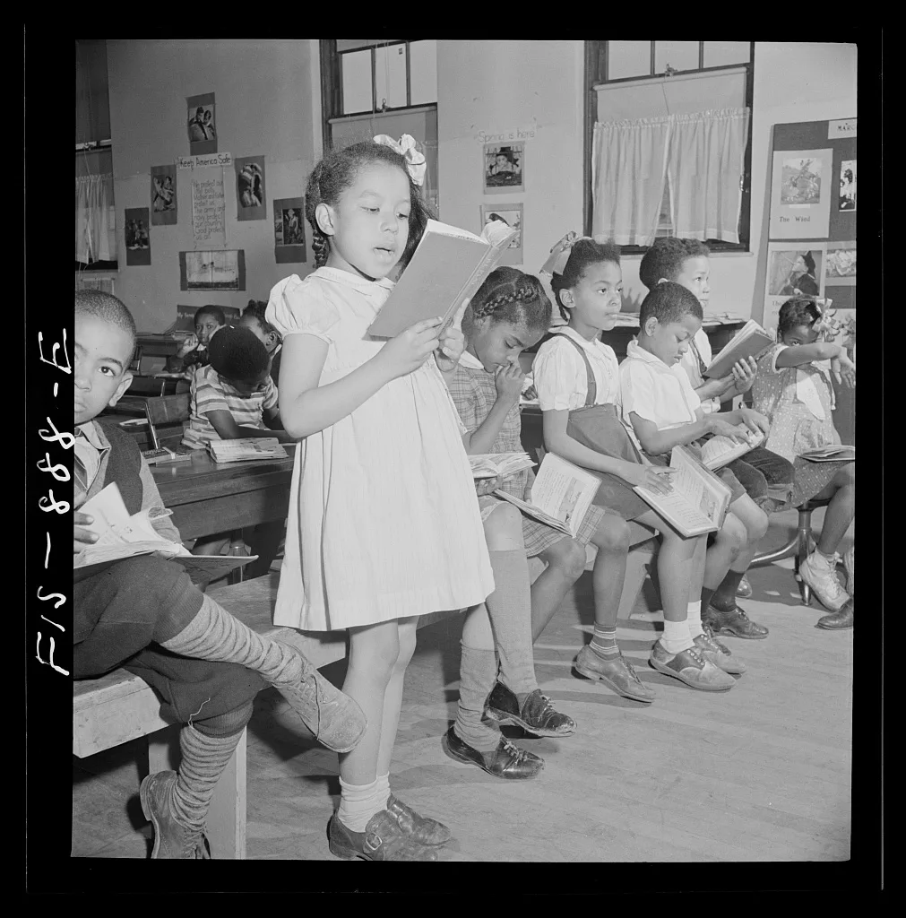 Photo: Marjory Collins · Public domain Education — documentary photograph (International)